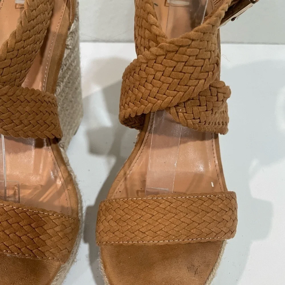 CHARLOTTE RUSSE tan braided open toe platform wedge size 8